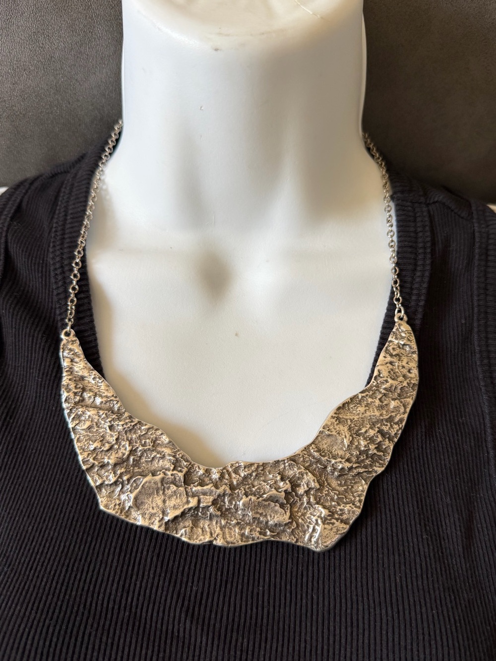 Vintage Modernist Silver Hammered Bib Statement Necklace